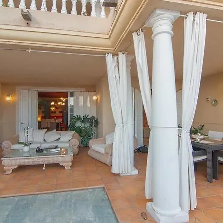 La Concha Hotel